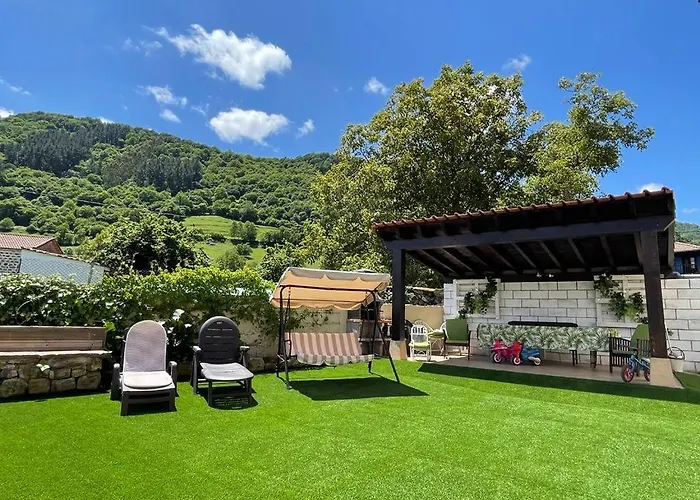 El Corro, Acogedora Casa Con Jardin En El Corazon De Cantabria