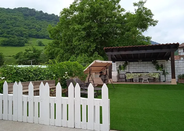 El Corro, Acogedora Casa Con Jardin En El Corazon De Cantabria